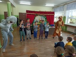 TEATR PROFILAKTYCZNY – MAGICZNA SCENA